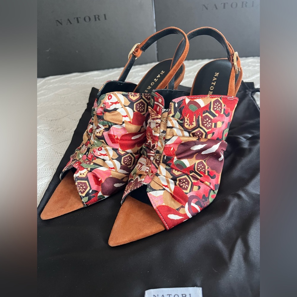 New! Natori Vibrant Patterned Slingback Satin & Leather Heels Various Sizes - Picture 3 of 13